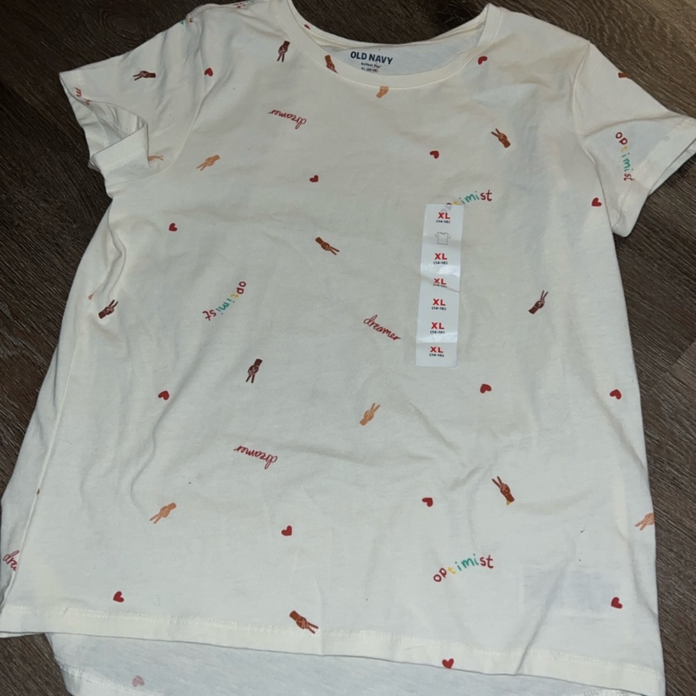 Old Navy girls XL NWT peace sign/ sign language short sleeve tee shirt.